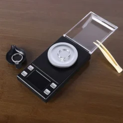 0,001 g højpræcisions bærbar mini LCD digital elektronisk vægt til vægtning af smykker, guldpiller 100 g/0,001 g Clearance