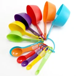 12 stk. spiseskefulde målebægersæt plastik PP gradueret måleske til konditori køkken bageværktøj Clearance