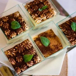 Dessertbæger minibeholdersæt med 12 stk. 120 ml Hot