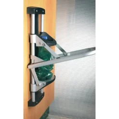 EcoPress presseknuser til PET-flasker op til 2L, monteret på væg New