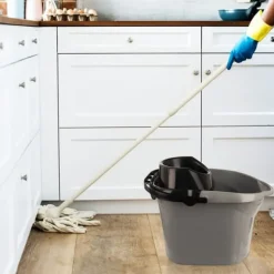 Rengøringsudstyr>GRÅ moppespand 12 l