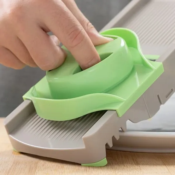 Mandolin- & Rivejern>6-i-1 sammenfoldelig mandolin rivejern Choppie InnovaGoods