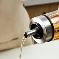 Madlavningsolieflaske 300 ml Lækagesikkert design Præcis skala Stærkt glas Støvtæt olivenoliedispenser til hjemmekøkken Best