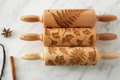 MoodForWood Trækagerulle 25 cm med Håndtag, Sæt med 3, Graveret, Perfekt til Bagning - Blademønster