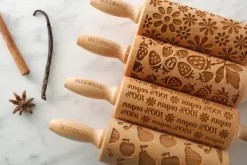 MoodForWood Trækagerulle 25 cm med Håndtag, Sæt med 4, Graveret, Perfekt til Bagning - Vegansk Sætmønster Clearance