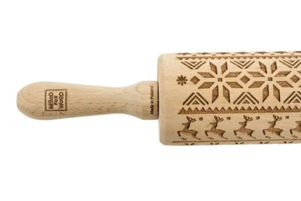 MoodForWood Trækagerulle, Graveret, 43 cm med Håndtag, Perfekt til Bagning - Norsk Mønster