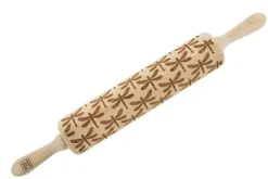 MoodForWood Trækagerulle, Graveret, 43 cm med Håndtag, Perfekt til Bagning - Guldsmedsmønster