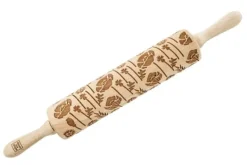 Kageruller>MoodForWood Trækagerulle, Graveret, 43 cm med Håndtag, Perfekt til Bagning - Engmønster