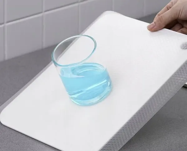 Skuffe- & Hyldepapir & -Plas>Skridsikker beskyttelsesmåtte til skabsskuffer, mat, stor, 300x50cm