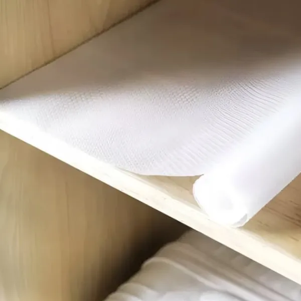 Skuffe- & Hyldepapir & -Plas>Skridsikker beskyttelsesmåtte til skabsskuffer, mat, stor, 300x50cm