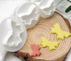 Udstikkere, forme, udstikker med stempel, BUTTERFLIES, 3 stk. Sale